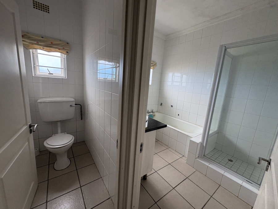 4 Bedroom Property for Sale in Gonubie Eastern Cape